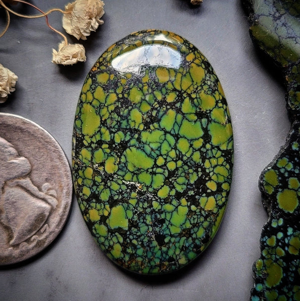 Polychrome Hubei Oval Cabochon
