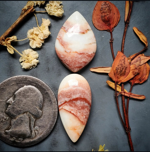Windy Mountain Drop Set Cabochon