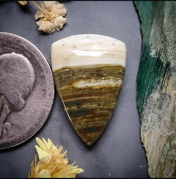Gary Green Drop Cabochon