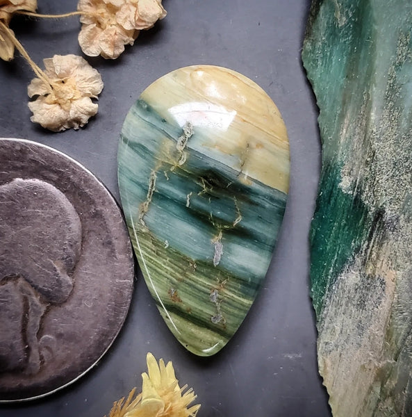 Gary Green Drop Cabochon