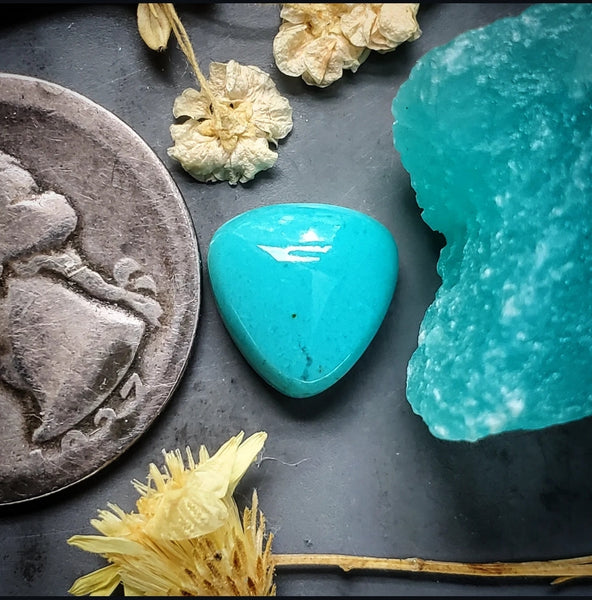 Bacan Gem Silica Tiny Trillion Cabochon