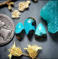 Bacan Chrysocolla Chalcedony Drop Set Cabochon