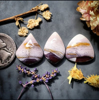 Lilac Mookaite Drop Trillion Set Cabochon