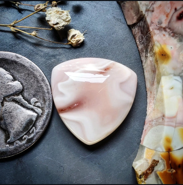 Windy Mountain Trillion Cabochon
