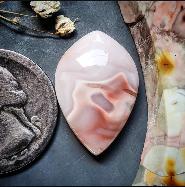 Windy Mountain Petal Cabochon