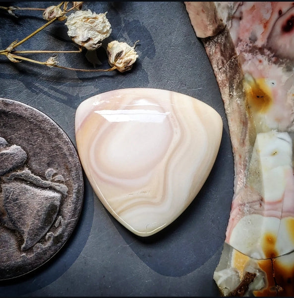 Windy Mountain Trillion Cabochon