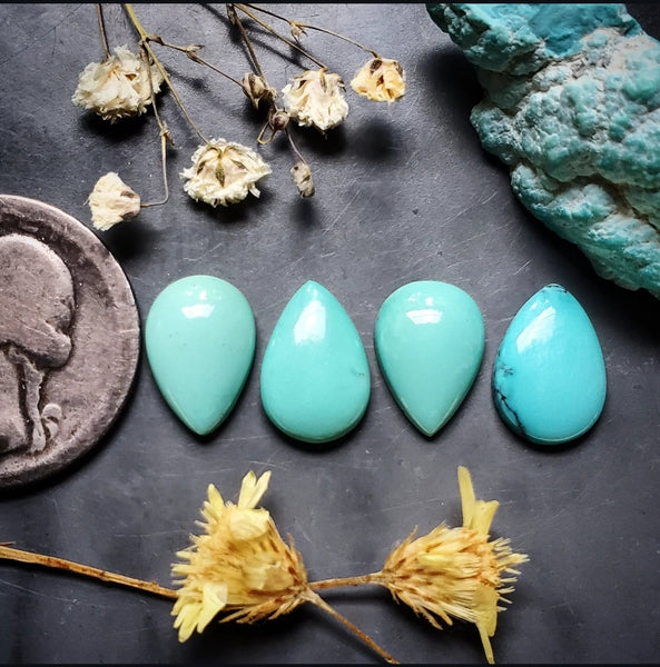 Natural Hubei Turquoise Set Cabochon