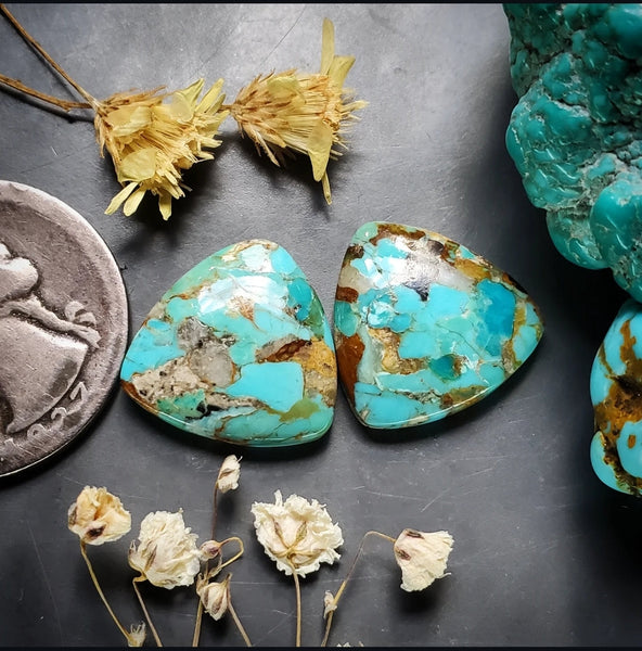 Kingman Trillion Set Cabochon