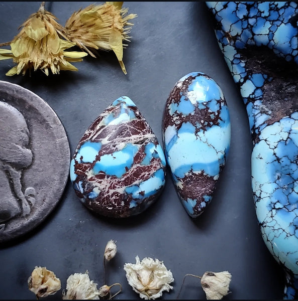 Golden Hills Turquoise Drop Set Cabochon