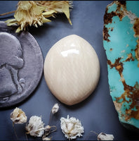 Alaskan WMT Marquise Cabochon