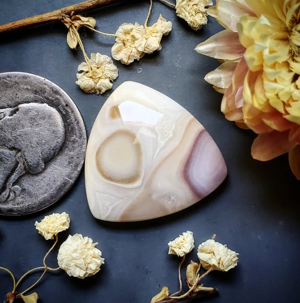 Windy Mountain Trillion Cabochon
