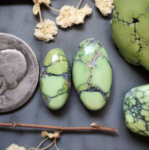 Natural Hubei Polychrome Turquoise Set Cabochon