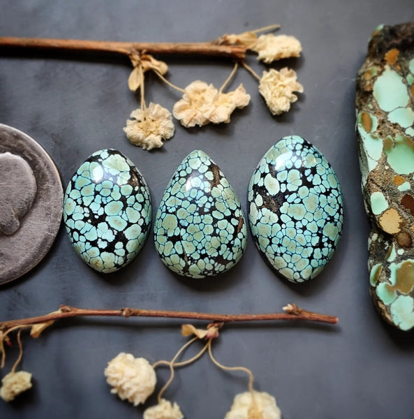 Natural Bamboo Mountain Turquoise Set Cabochon