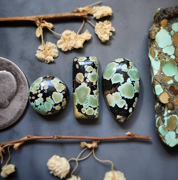 Natural Bamboo Mountain Turquoise Set Cabochon