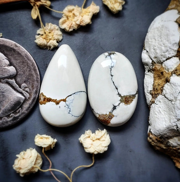 Ivory Creek Variscite Drop Oval Set Cabochon