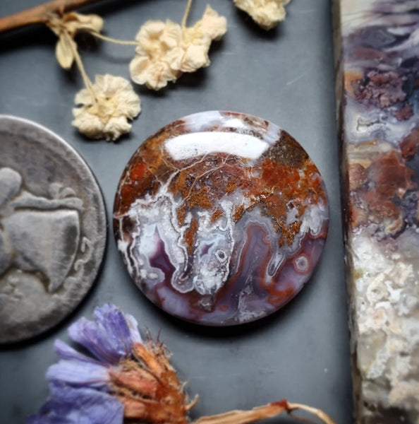 Mojave Lavender Lace Agate Round Cabochon