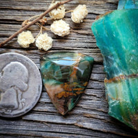 Collawood Trillion Cabochon