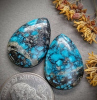 Hubei Teardrop Pair Cabochon