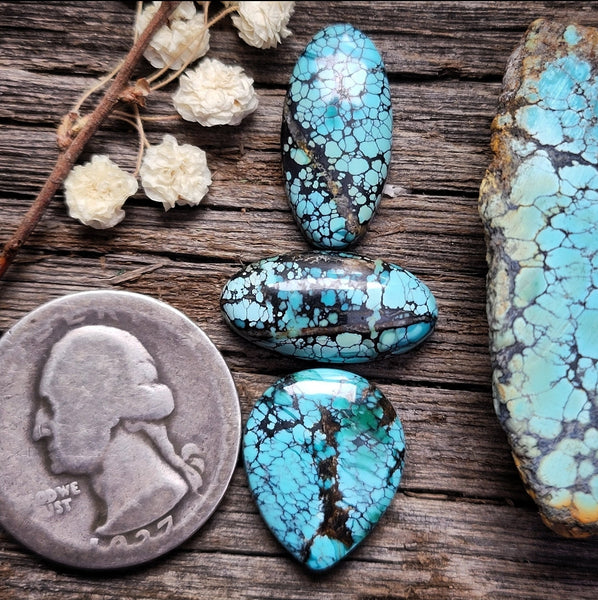 Hubei Natural Turquoise Multi Stone Set Cabochon