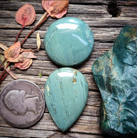 Skaggs Jasper Round Drop Set Cabochon