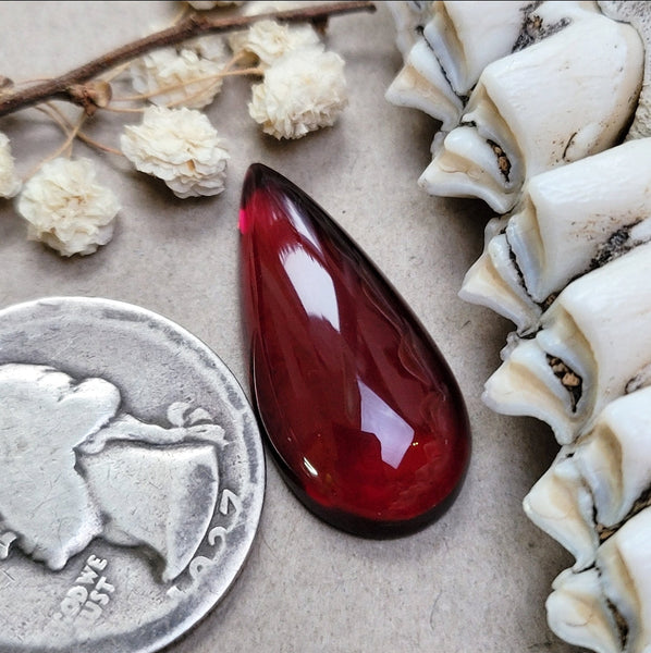 Saphyr Stone Drop Cabochon