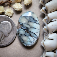 Luna Lacuna Oval Cabochon