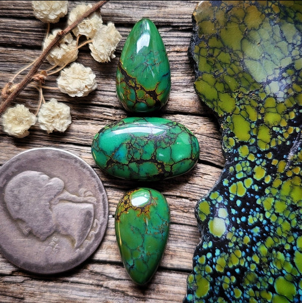 Hubei Drop Oval Set Cabochon