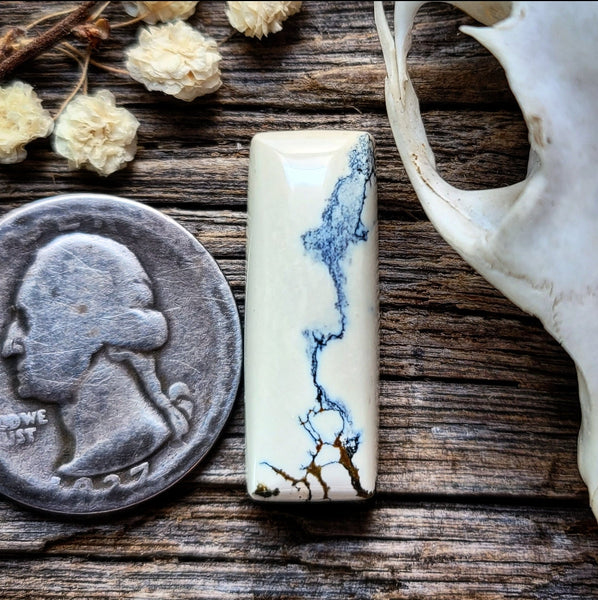 Ivory Creek Bar Cabochon