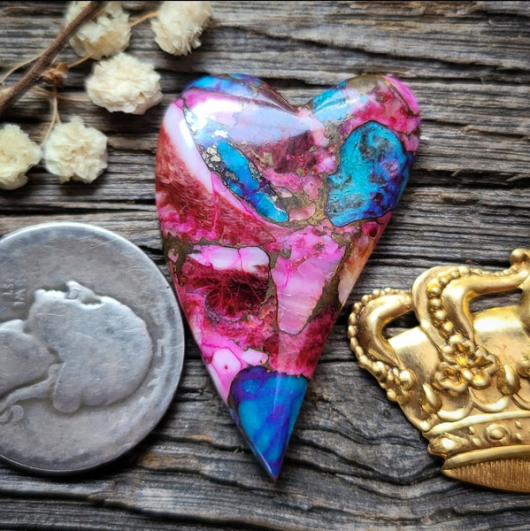 Hand Carved Spiny Oyster Purple Dahlia Heart Cabochon